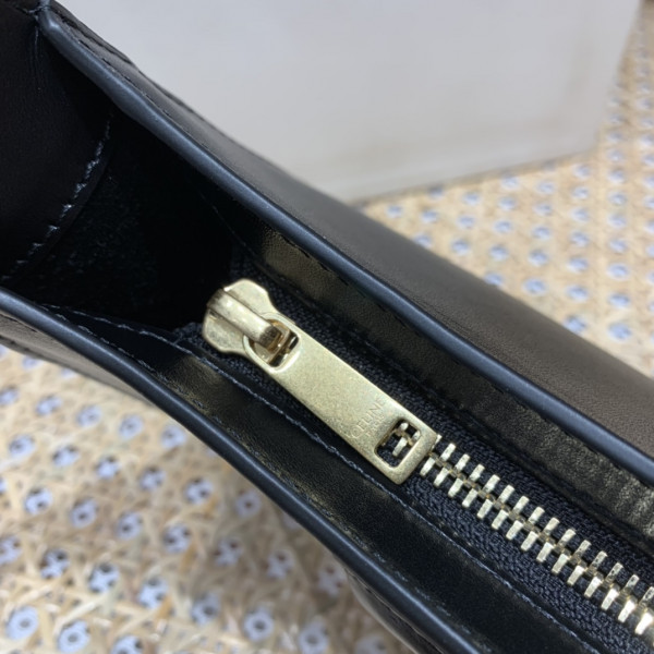 Ce**e shoulder bag cuir triomphe