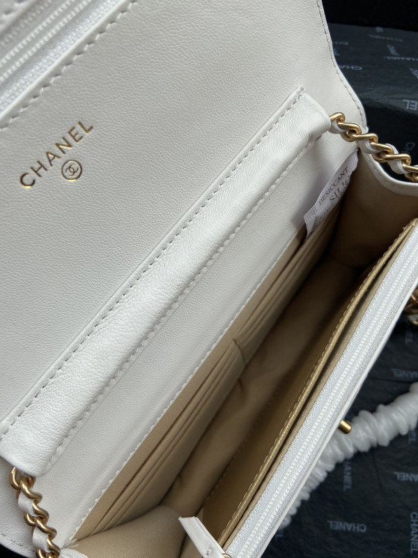 CL CHAIN WALLET