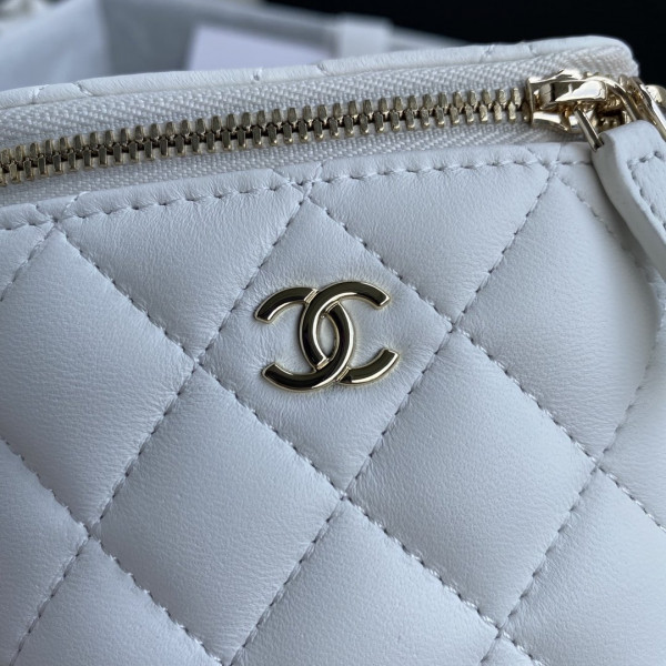 CL VANITY CASE
