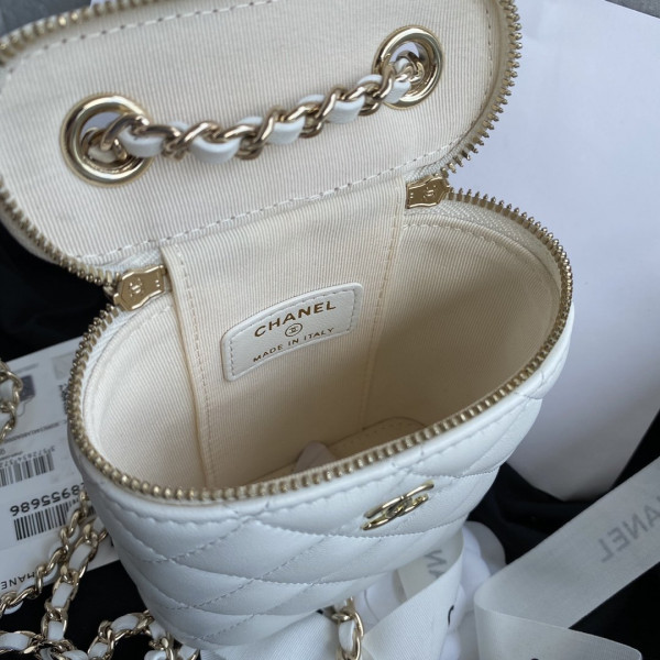 CL VANITY CASE