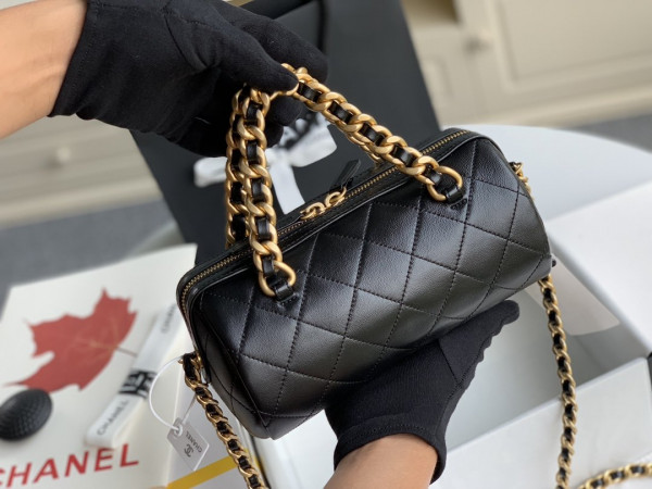 CL SMALL BOWLING BAG