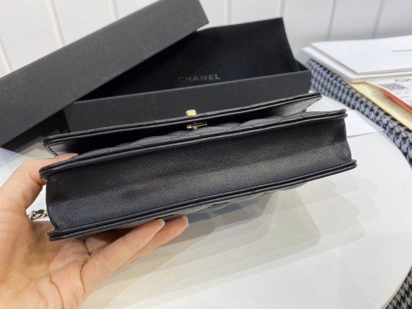 CL CHAIN WALLET