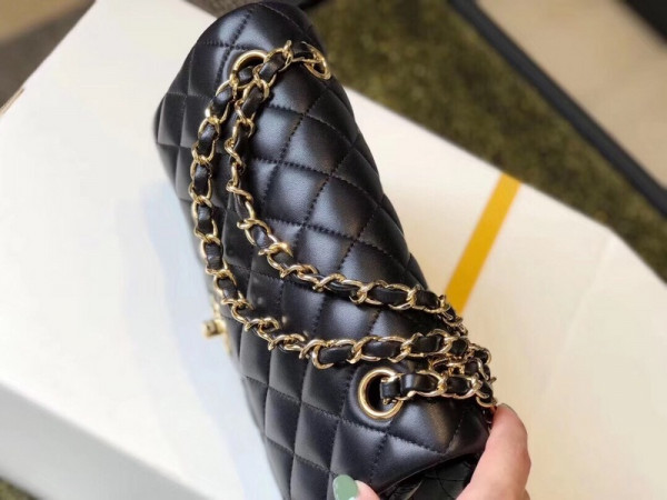 CL FLAP BAG 23CM