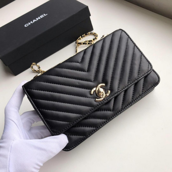 CL CHAIN WALLET