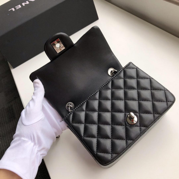 CL FLAP BAG 17CM