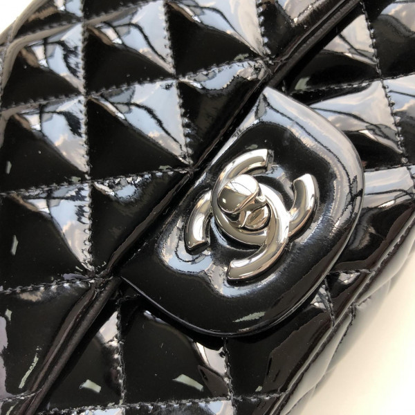 CL FLAP BAG 17CM