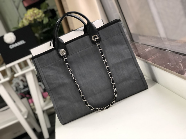 CL TOTE BAG