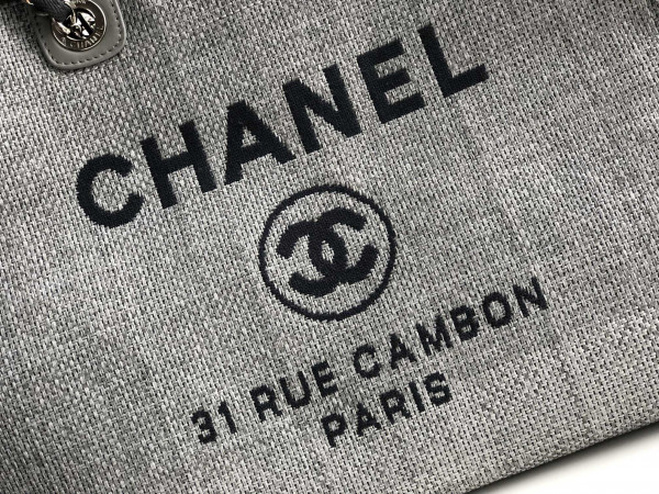 CL TOTE BAG