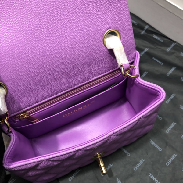CL FLAP BAG CAVIAR