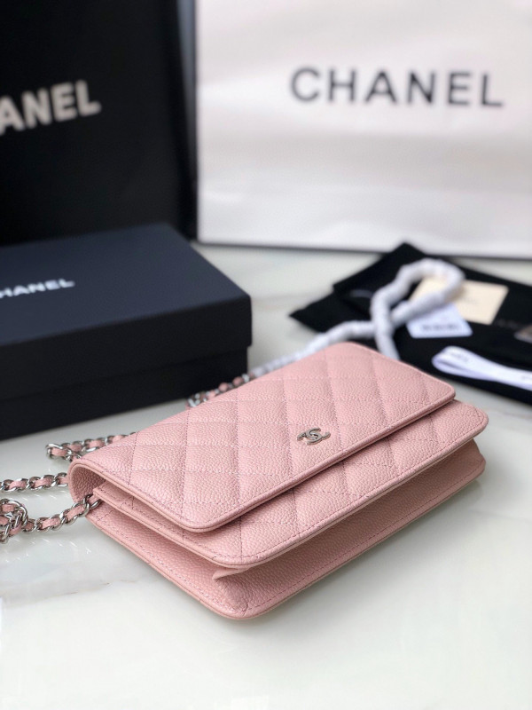 CL CHAIN WALLET CAVIAR WITH SILVER HARDWARE