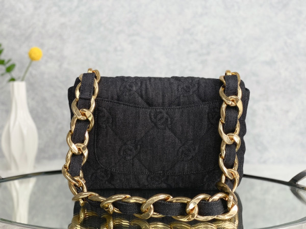 CL FLAP BAG