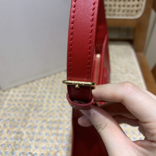 Ce**e shoulder bag cuir triomphe