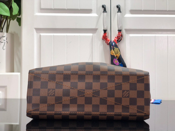 l**is V*t*n odéon tote pm