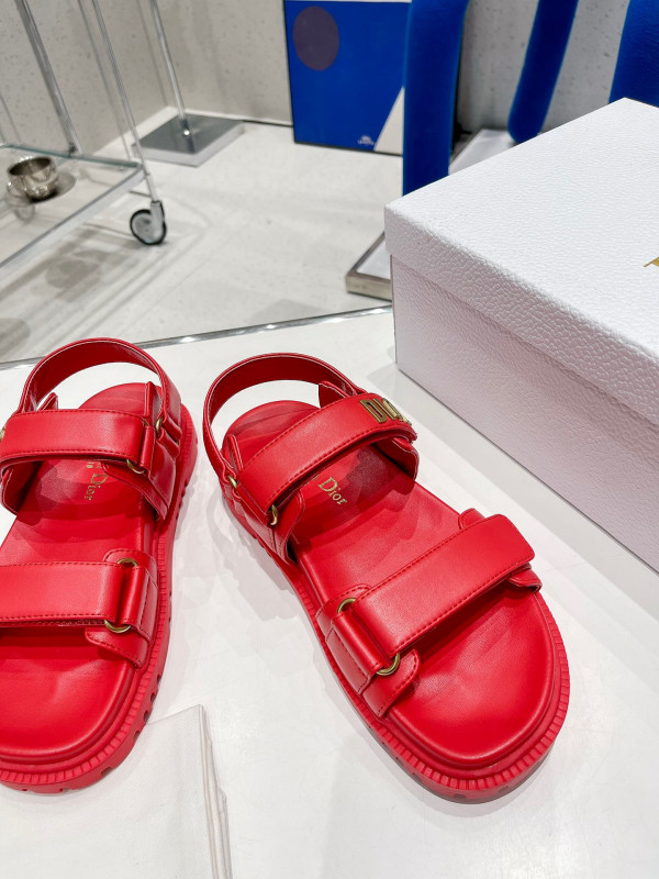 D*oract sandal
