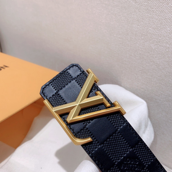 l**is V*t*n belt