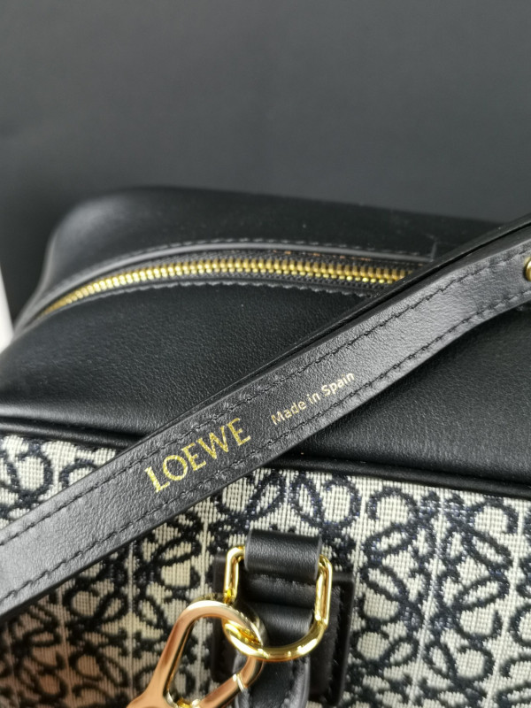 LOEWE Amazona 19/28 bag in jacquard and calfskin