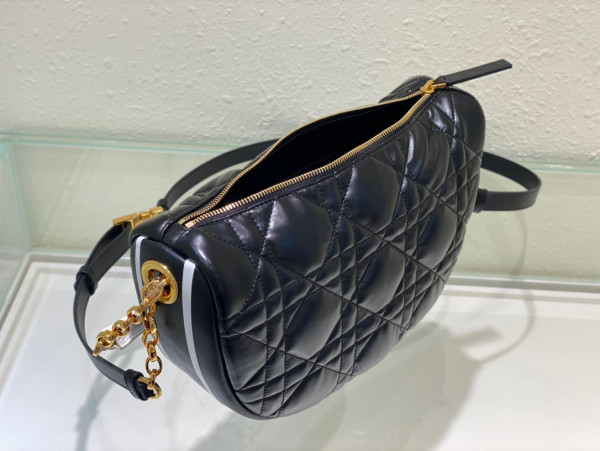 D*or medium vibe hobo bag