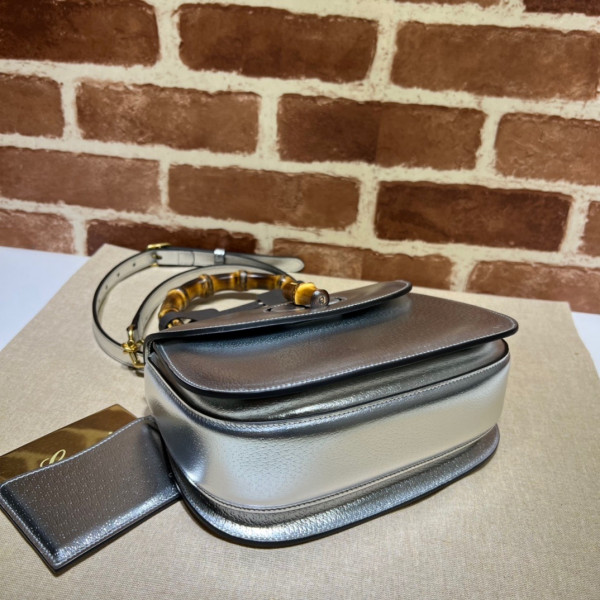 G*u*i small top handle bag with bamboo