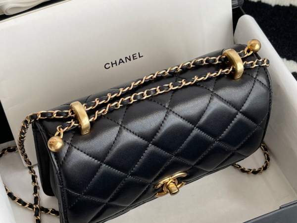 CL MINI FLAP BAG