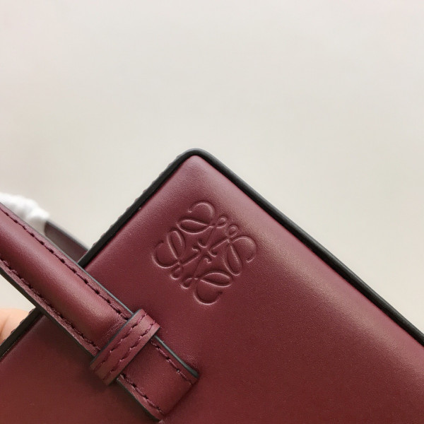 LOEWE POSTAL BAG