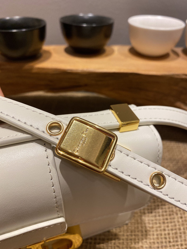 D*or 30 montaigne bag