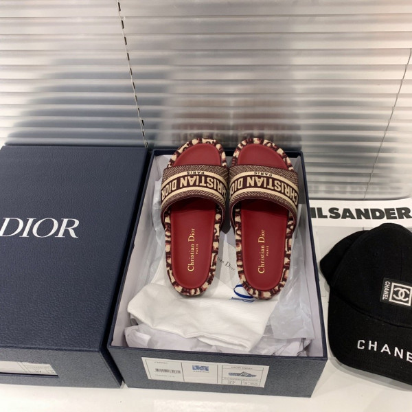 D*or dway wedge slide