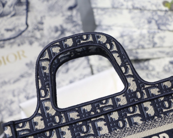 mini D*or book tote