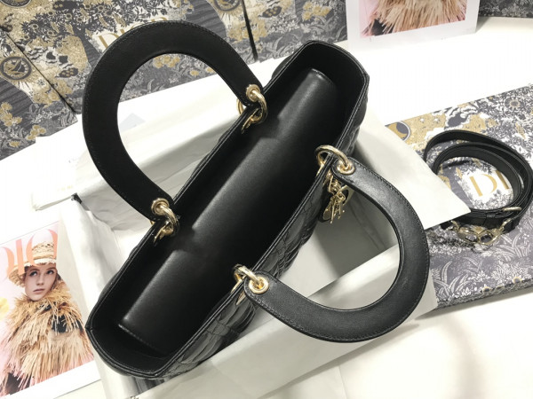 large lady D*or bag