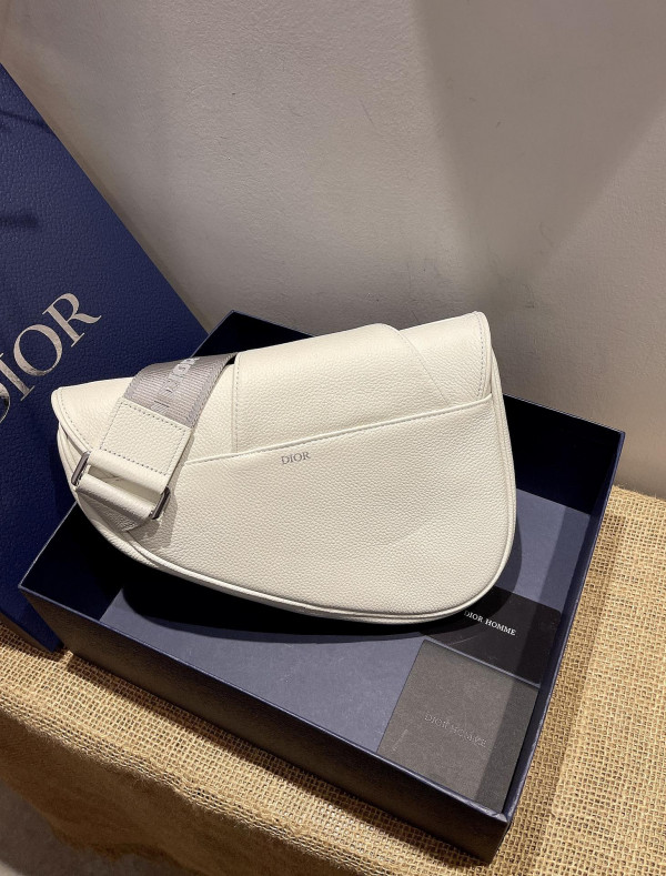 D*or saddle bag