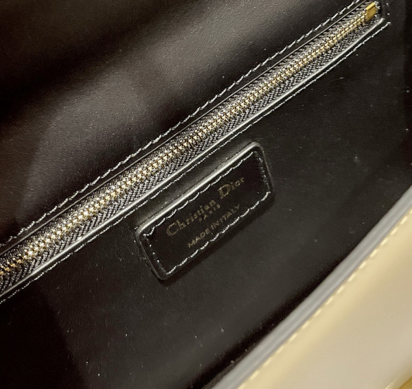 D*or 30 montaigne bag