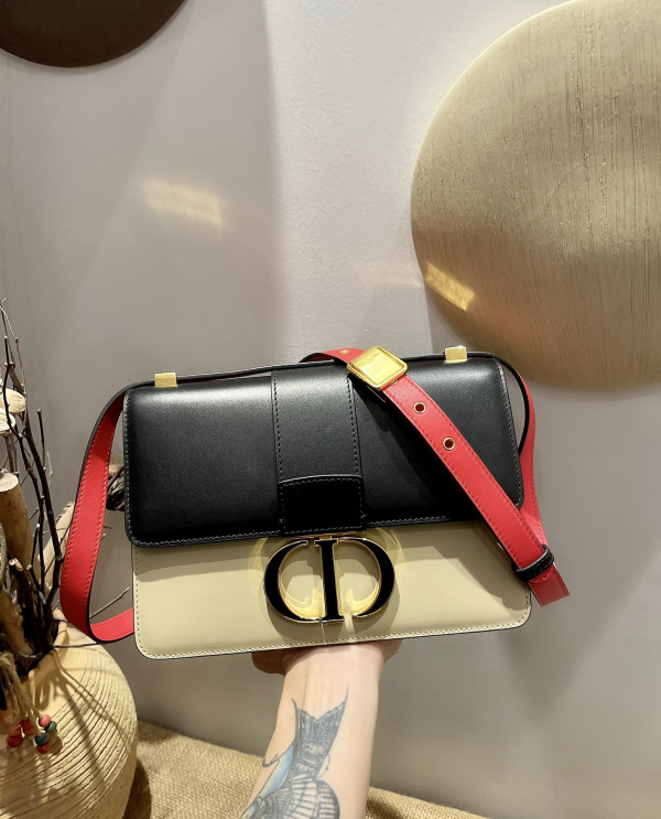 D*or 30 montaigne bag