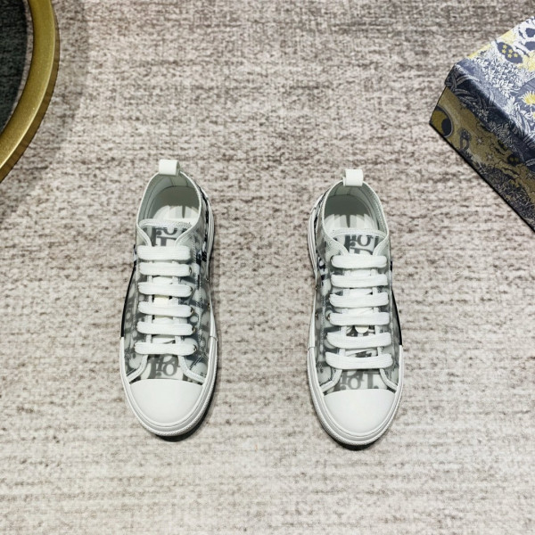 D*or b23 oblique low top sneaker