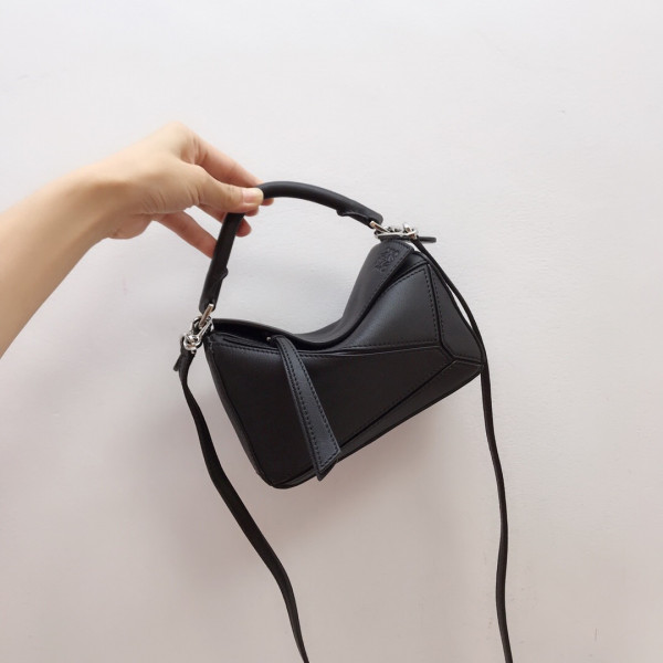 LOEWE MINI PUZZLE BAG