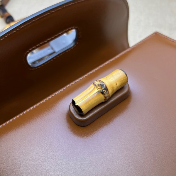 G*u*i small top handle bag with bamboo