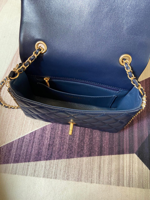 CL FLAP BAG