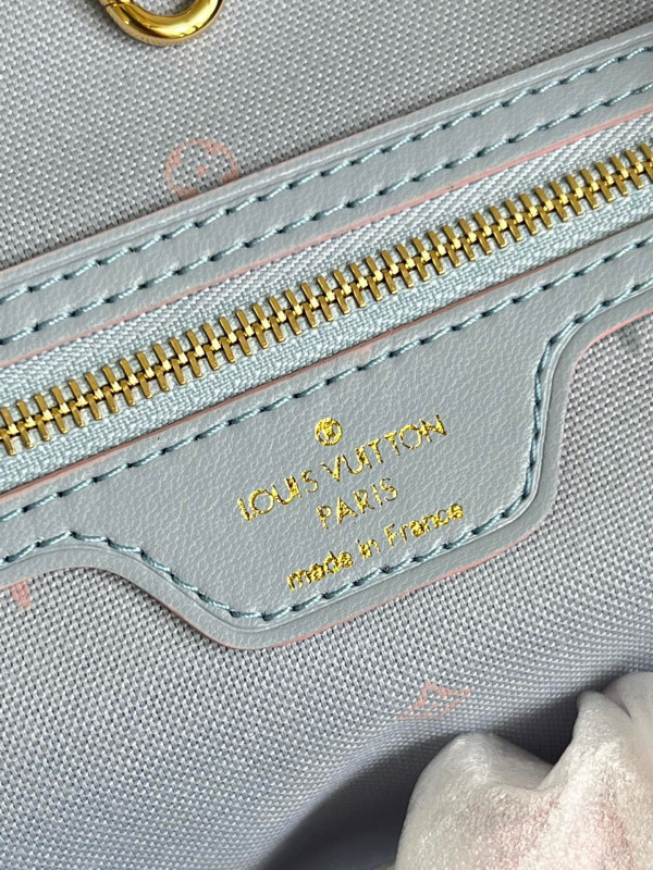l**is V*t*n neverfull mm