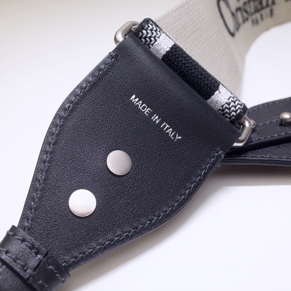D*or strap