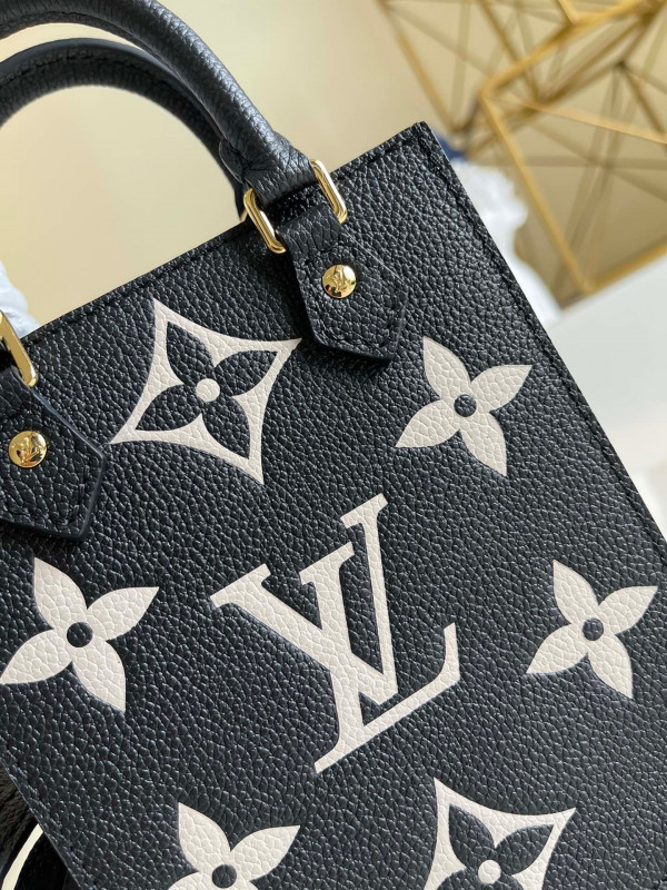 l**is V*t*n petit sac plat