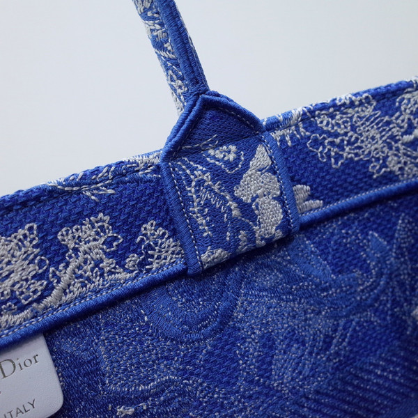 D*or book tote medium/large