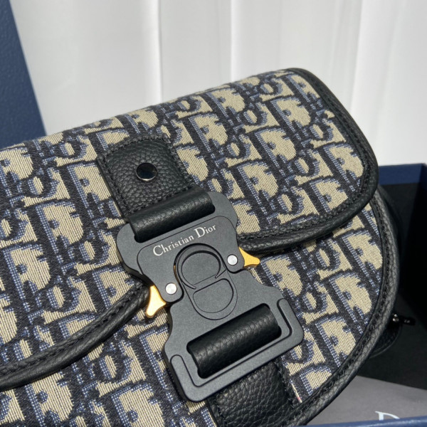 D*or gallop messenger bag