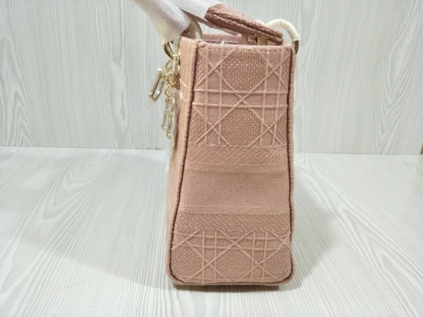 LADY D-LITE EMBROIDERED CANNAGE BAG