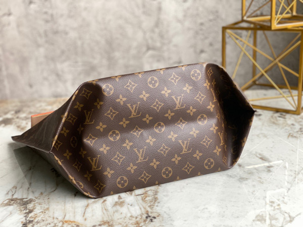 l**is V*t*n all-in small tote bag