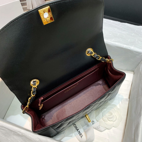 CL FLAP BAG