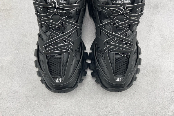 Ba*len*cia*ga runner sneaker