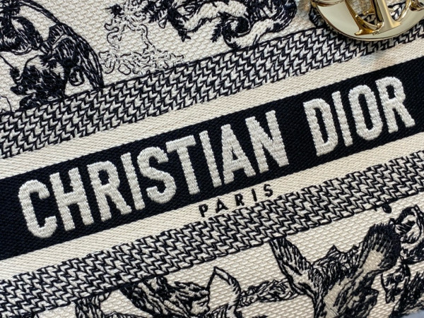 D*or medium lady d-lite bag