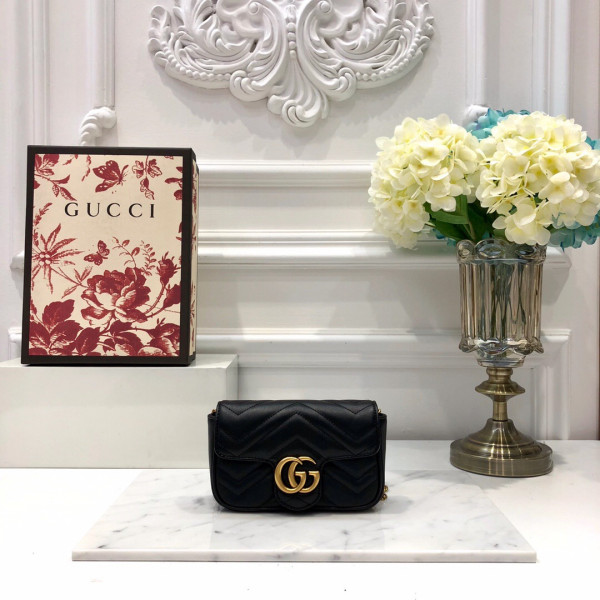g*u*i gg marmont S*per mini bag