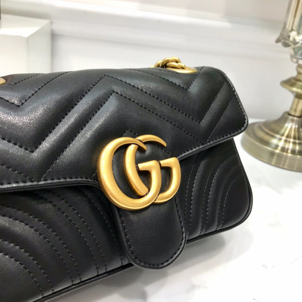 G*u*i gg marmont 22cm