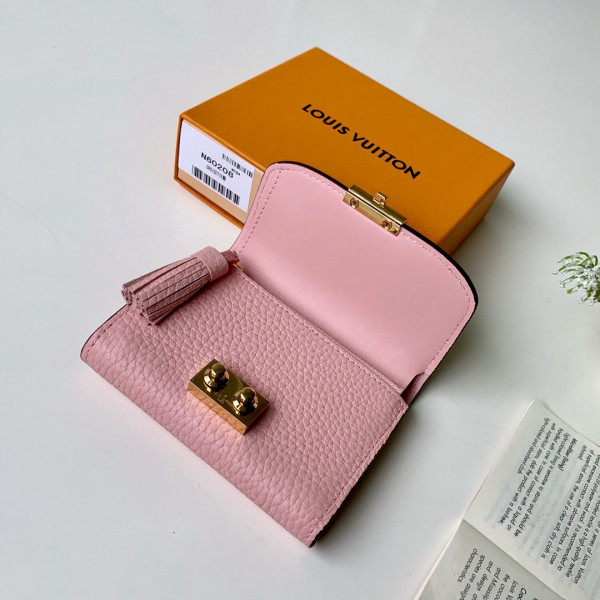 l**is V*t*n croisette compact wallet