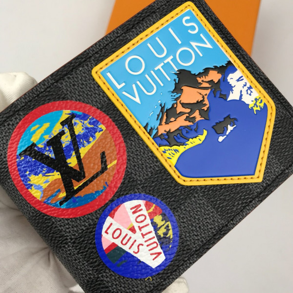 l**is V*t*n multiple wallet