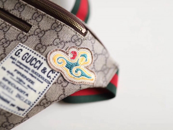G*u*i courrier gg belt bag
